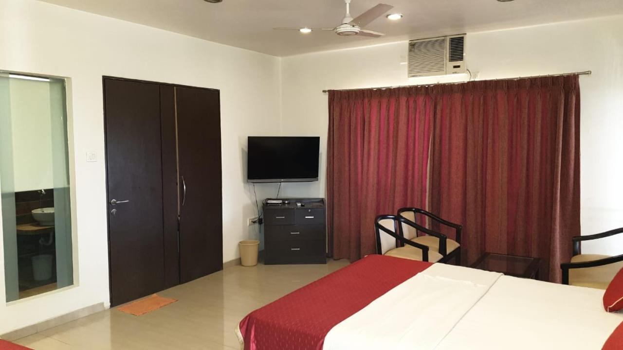 Resort Silver Hills Лонавла Екстер'єр фото