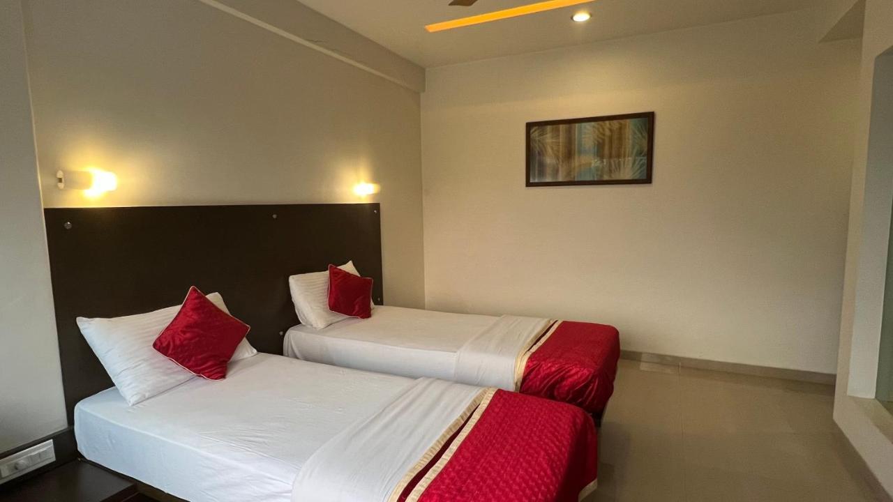 Resort Silver Hills Лонавла Екстер'єр фото