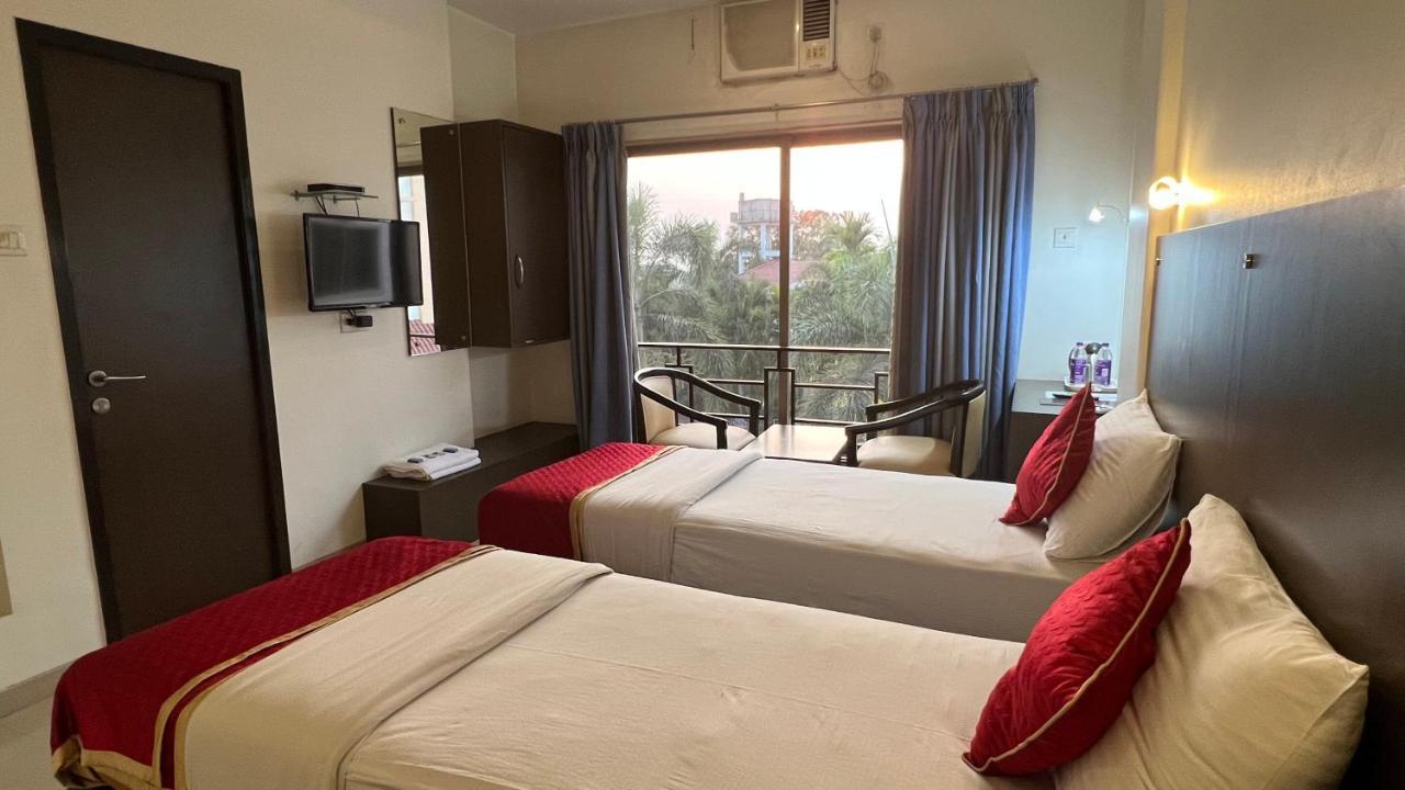 Resort Silver Hills Лонавла Екстер'єр фото
