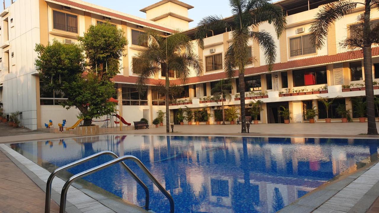 Resort Silver Hills Лонавла Екстер'єр фото