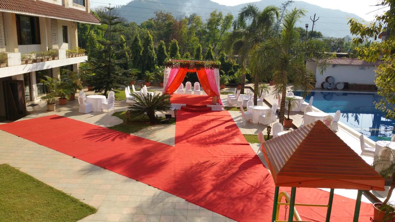 Resort Silver Hills Лонавла Екстер'єр фото
