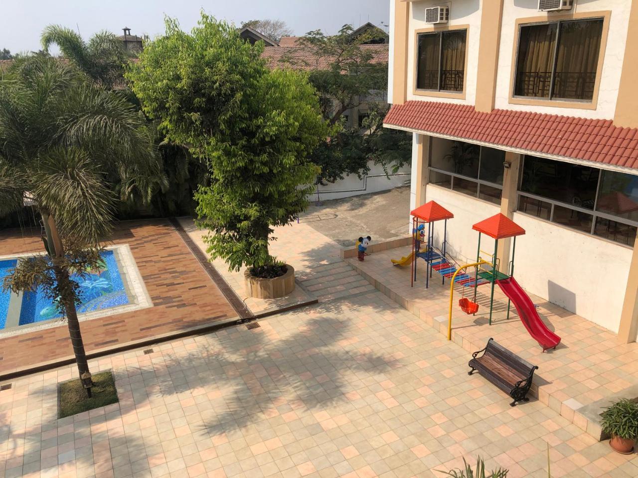 Resort Silver Hills Лонавла Екстер'єр фото